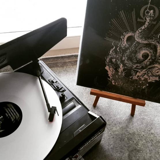 ANTIMATERIA Valo Aikojen Takaa - Ltd
