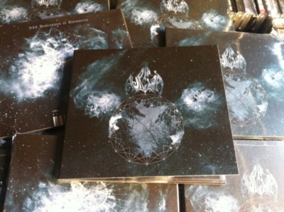 AURIGA VII - Dimensions of Asymmetry