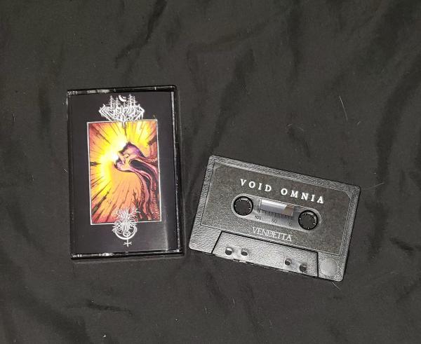 INSANITY CULT split with VOID OMNIA  (tape)