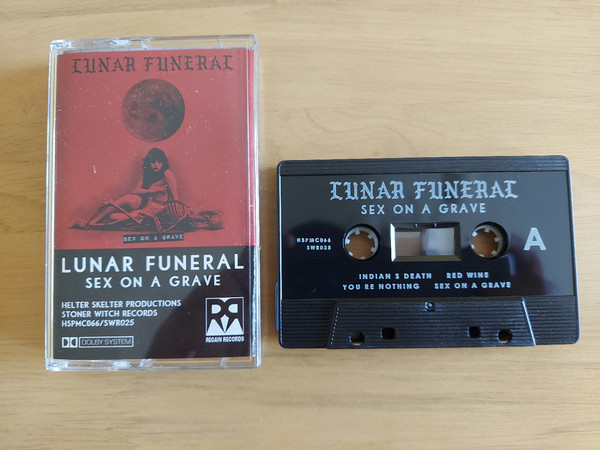 LUNAR FUNERAL Sex On A Grave