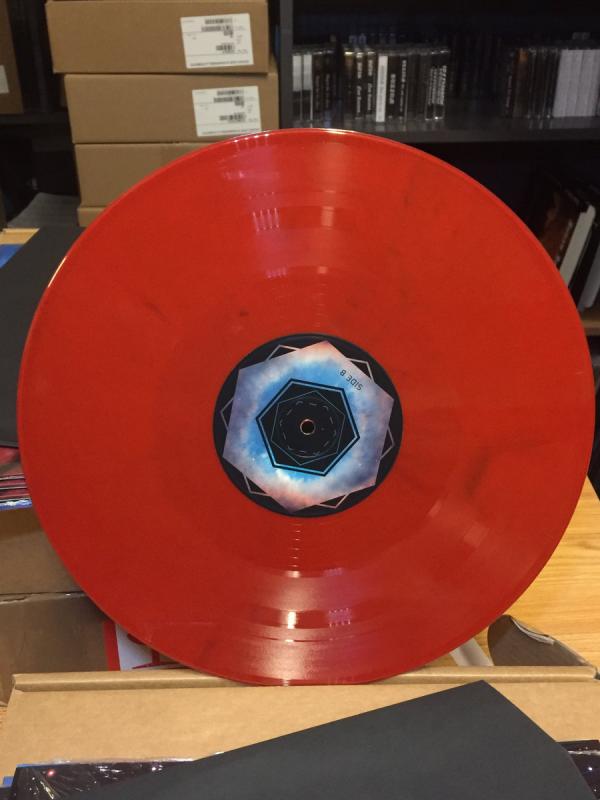 MESARTHIM Isolate (red/black marble)
