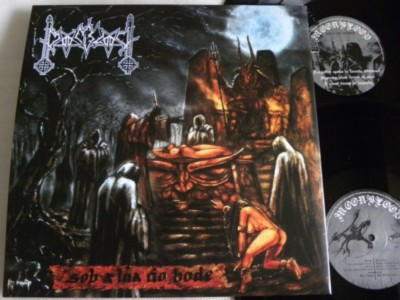 MOONBLOOD Blut & Krieg / Sob a Lua do Bode